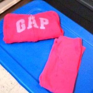 Size 6/7 GAP Hoodie with Matching pants